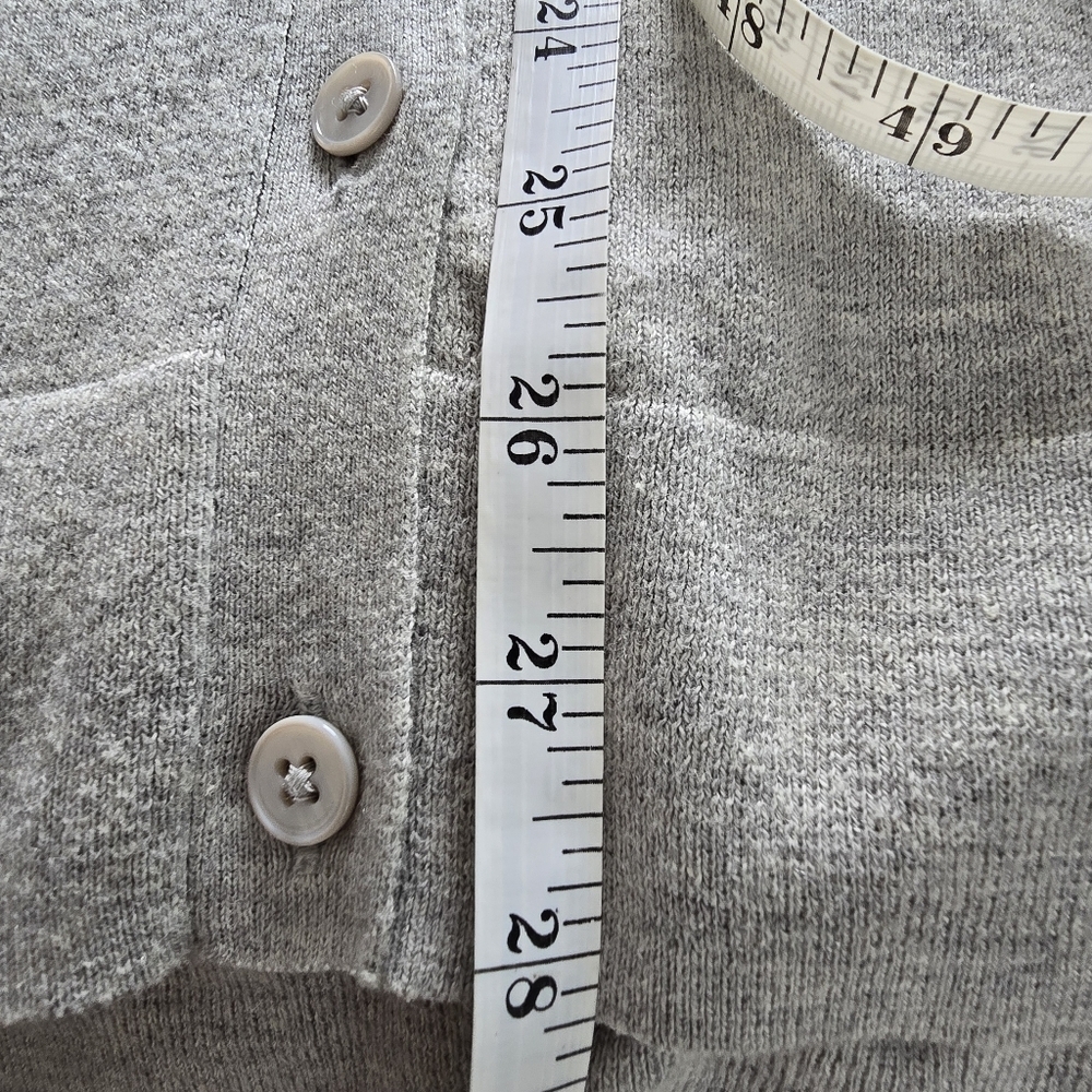 Gap Gray Women's Cardigan 70% Cotton 10% Silk Lightweight Size M - Picture 11 of 12